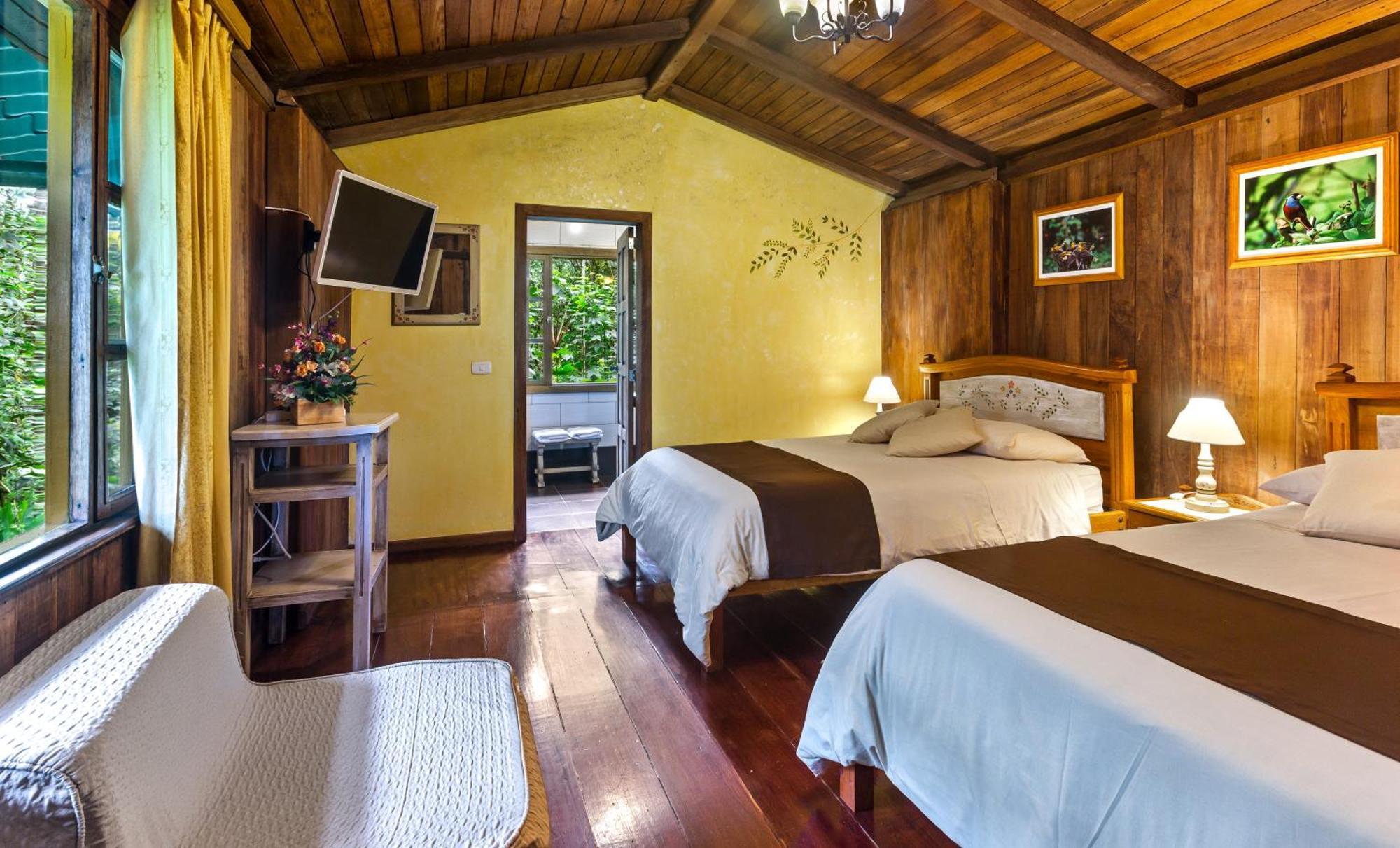 Sachatamia Lodge Mindo Exterior photo